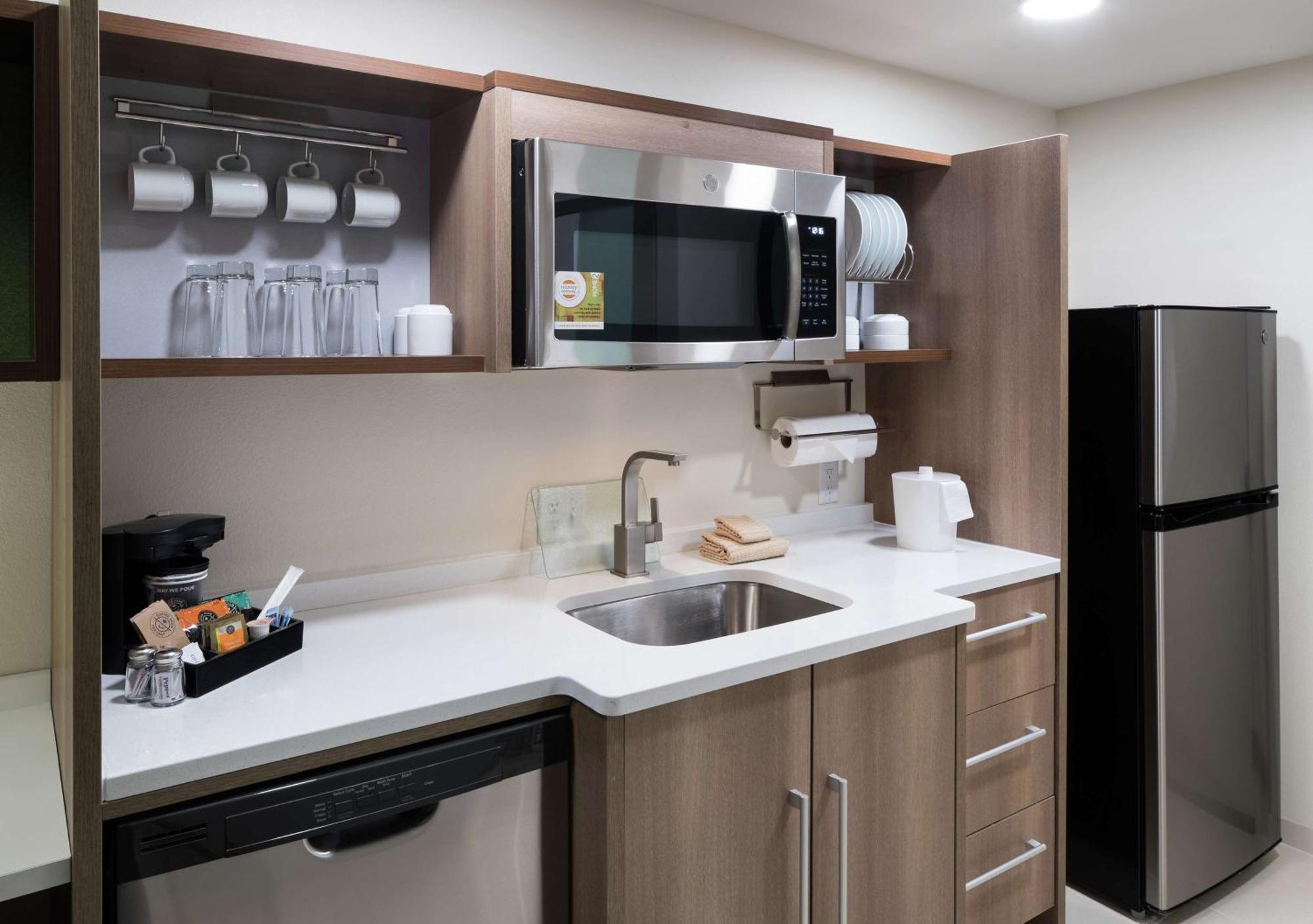 Home2 Suites By Hilton Jacksonville Airport Eksteriør bilde