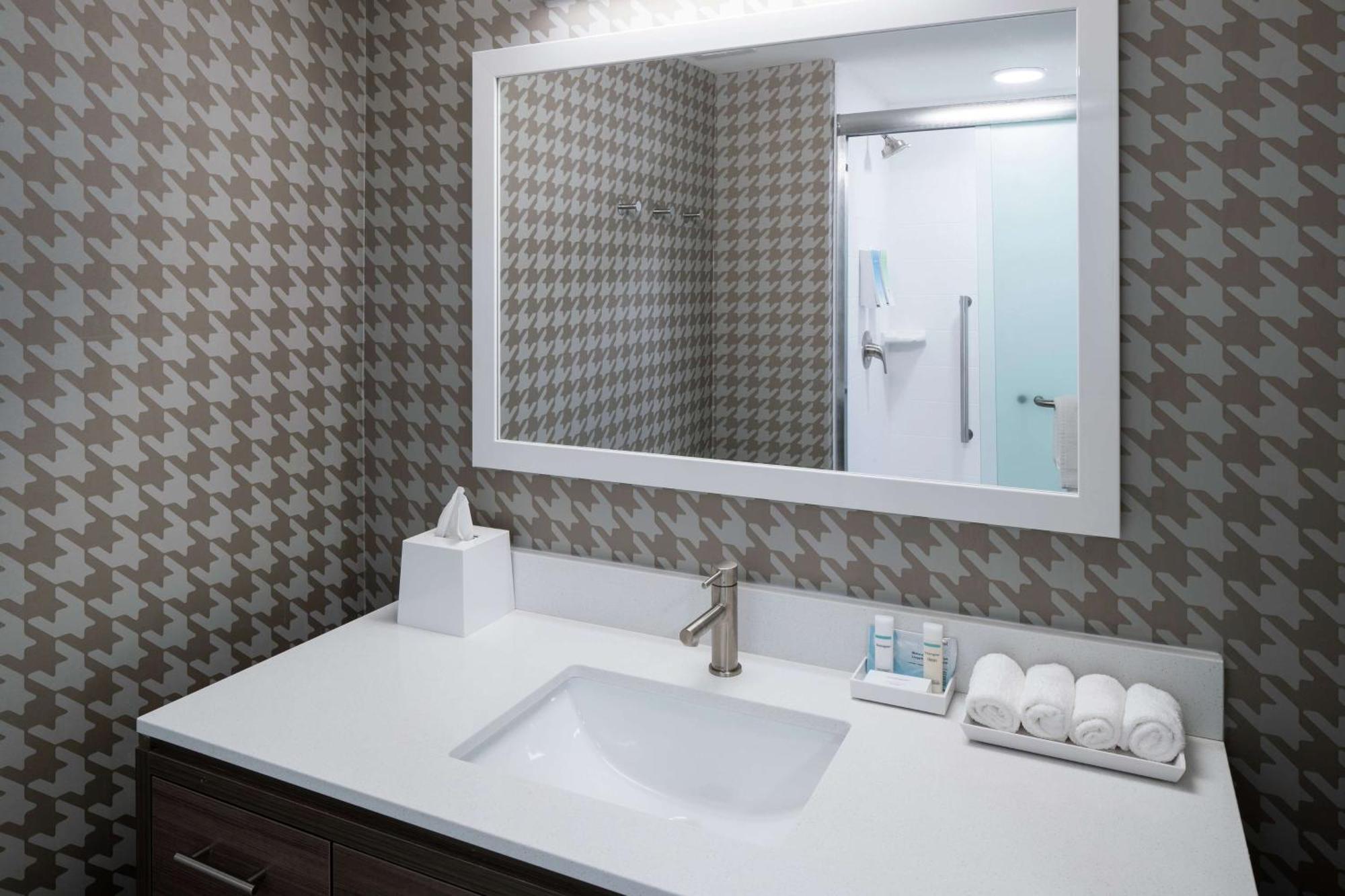 Home2 Suites By Hilton Jacksonville Airport Eksteriør bilde