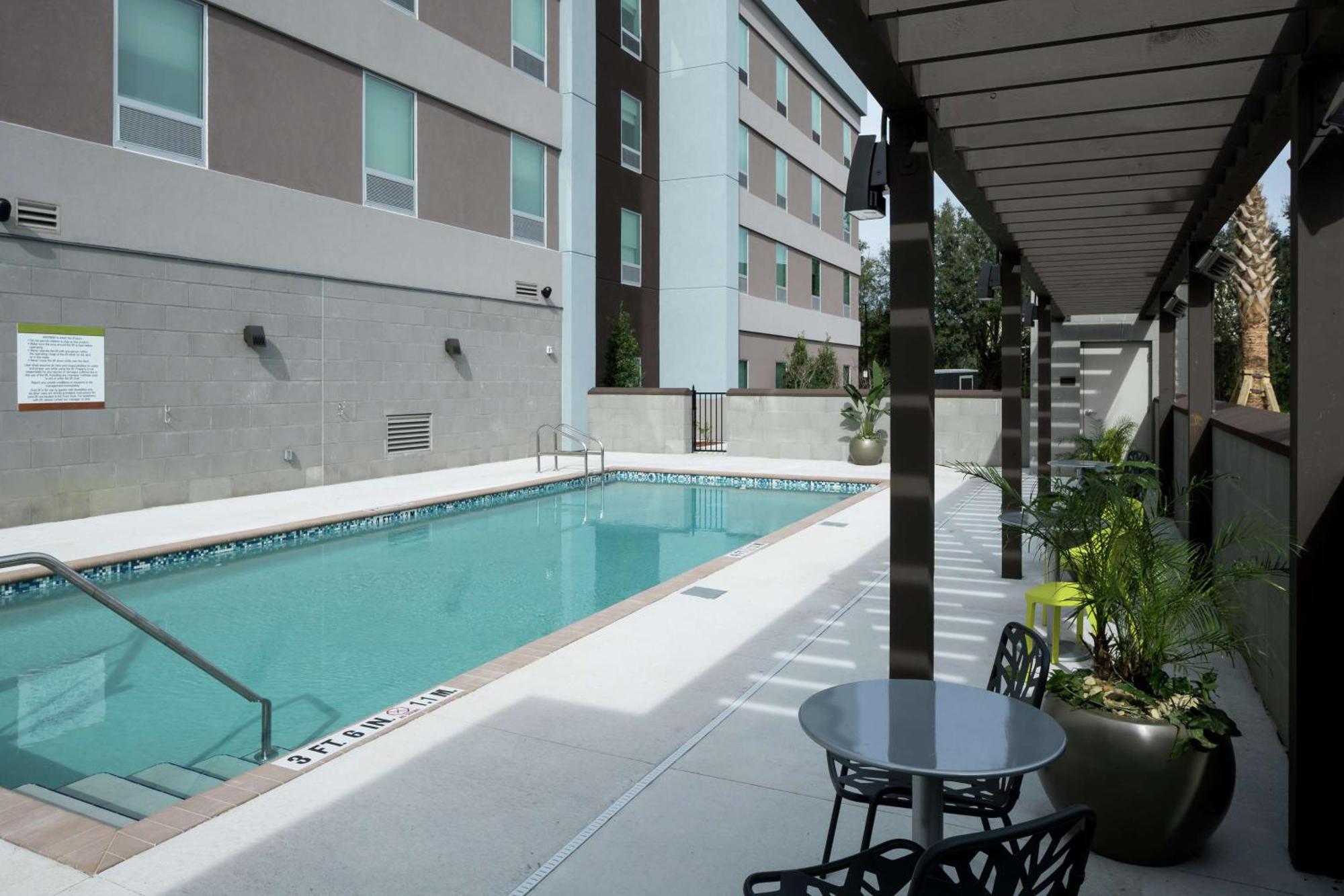 Home2 Suites By Hilton Jacksonville Airport Eksteriør bilde